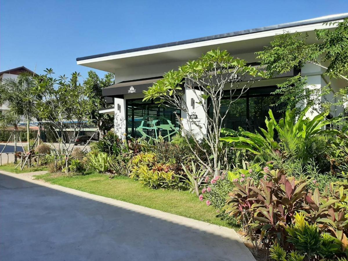 Baan Anong Hotel Араньяпратет Экстерьер фото